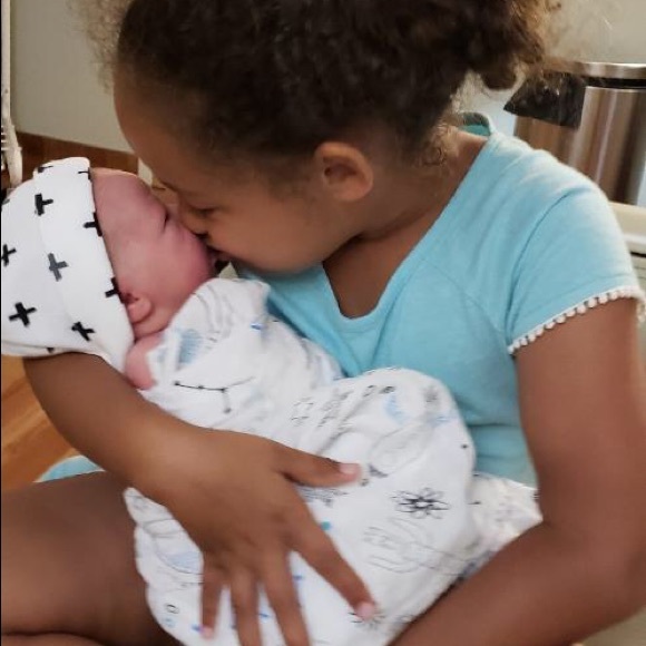 Meet your Posher, Lisa - Picture 4 of 8